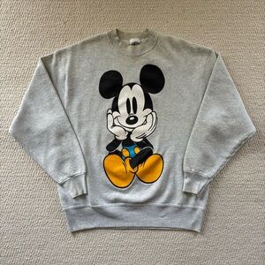 Vintage Mickey Mouse Graphic Disney Crewneck